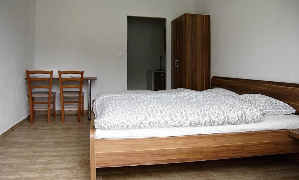 Apartmany Pod Landstejnem Stare Mesto  Phòng bức ảnh